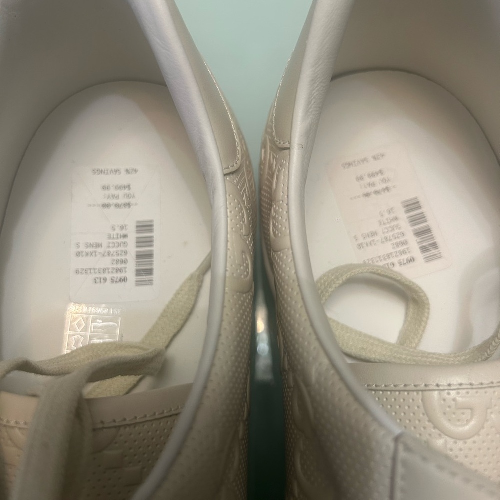 Gucci Men's Off-White Embossed Sneakers - Picture 6 of 6